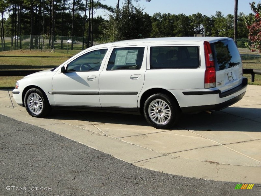 2004 V70 2.4 - Ice White / Beige/Light Sand photo #6