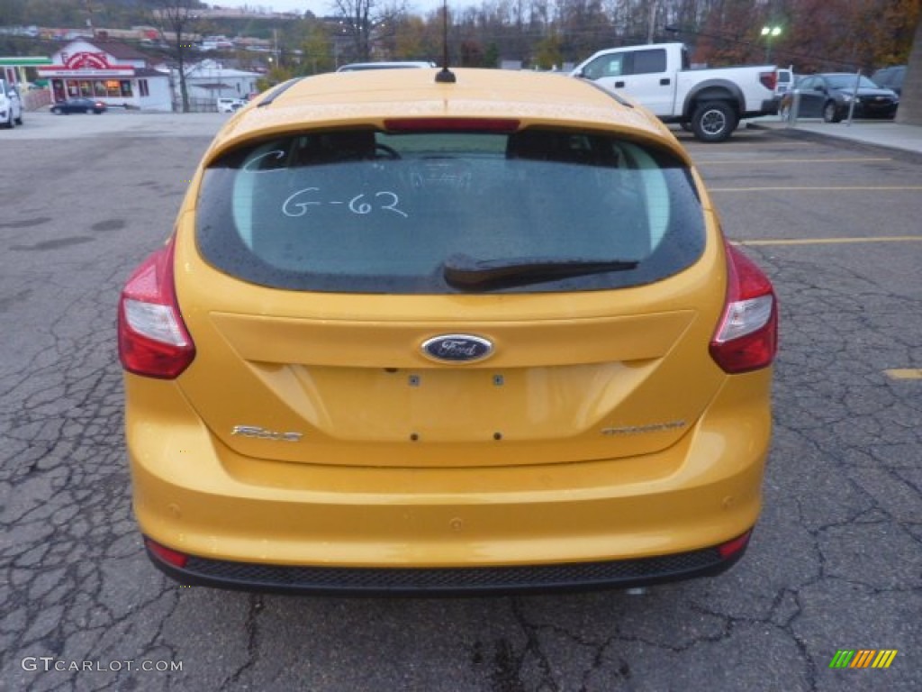 2012 Focus Titanium 5-Door - Yellow Blaze Tricoat Metallic / Charcoal Black Leather photo #3