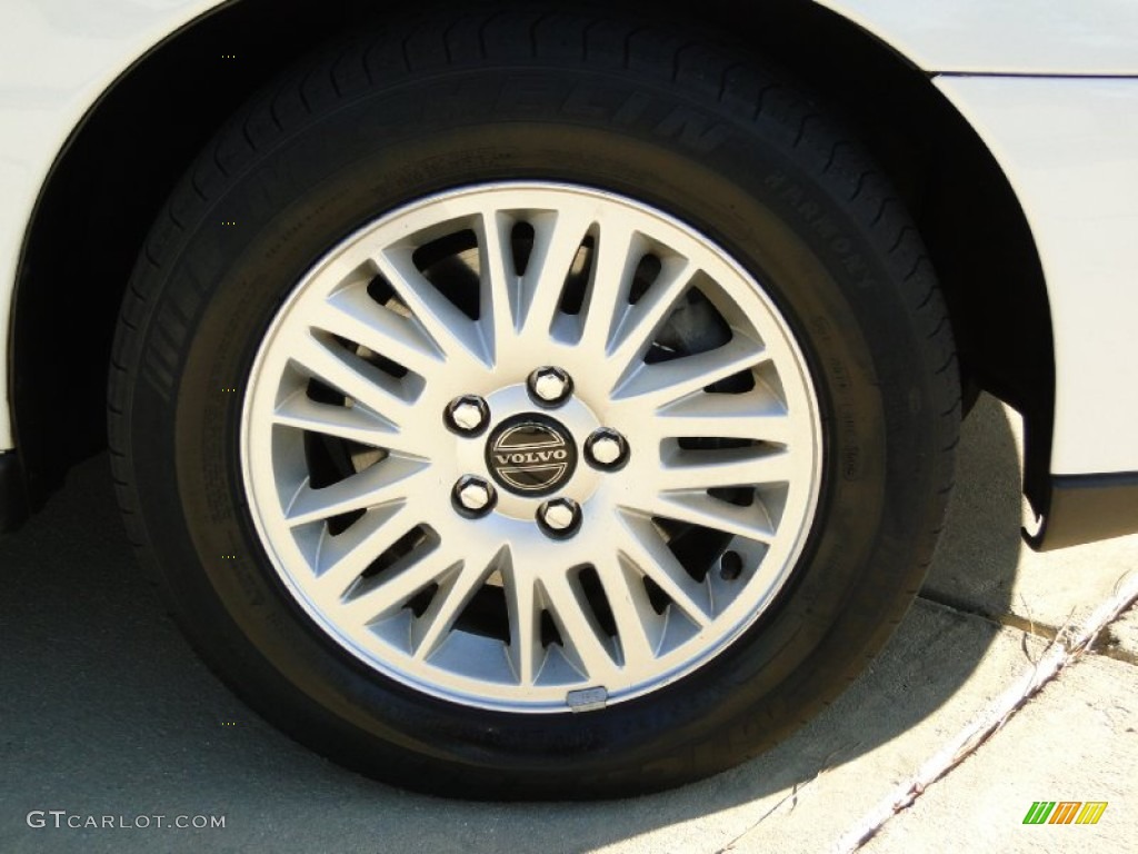 2004 Volvo V70 2.4 Wheel Photo #55889464