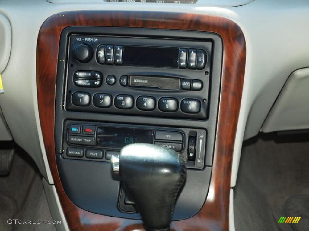 1998 Lincoln Mark VIII LSC Audio System Photo #55891520