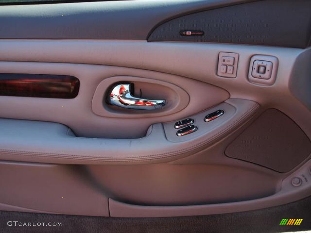 1998 Mark VIII LSC - Toreador Red Metallic / Light Graphite photo #14