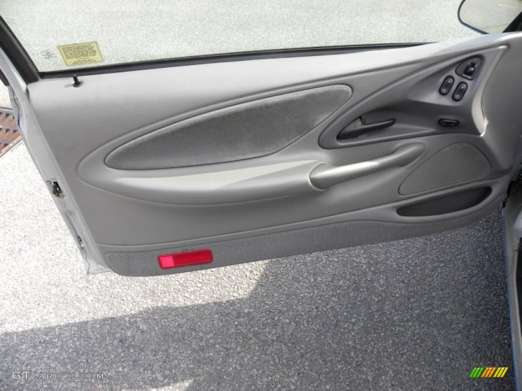 1997 Mercury Cougar XR7 Door Panel Photos
