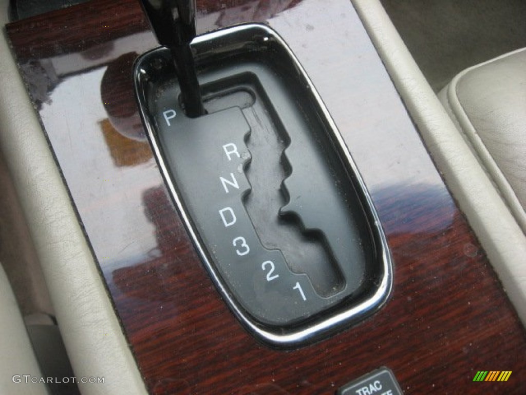 2005 Cadillac DeVille DTS 4 Speed Automatic Transmission Photo #55893220