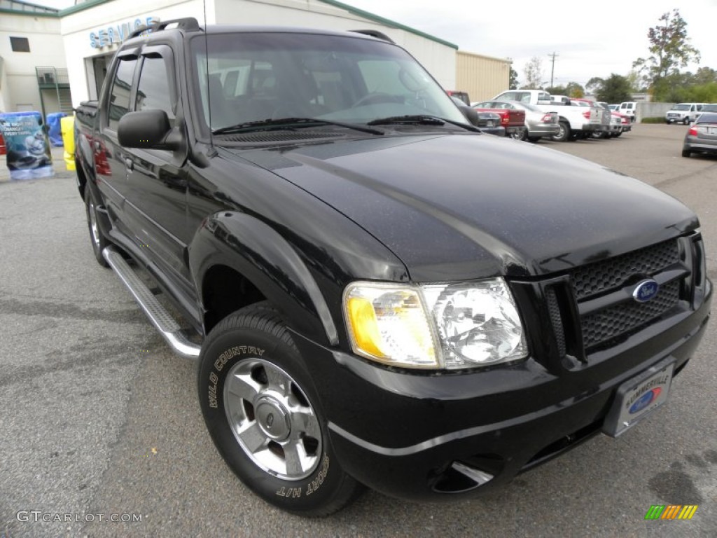 2004 Explorer Sport Trac XLT - Black Clearcoat / Medium Dark Flint/Dark Flint photo #1