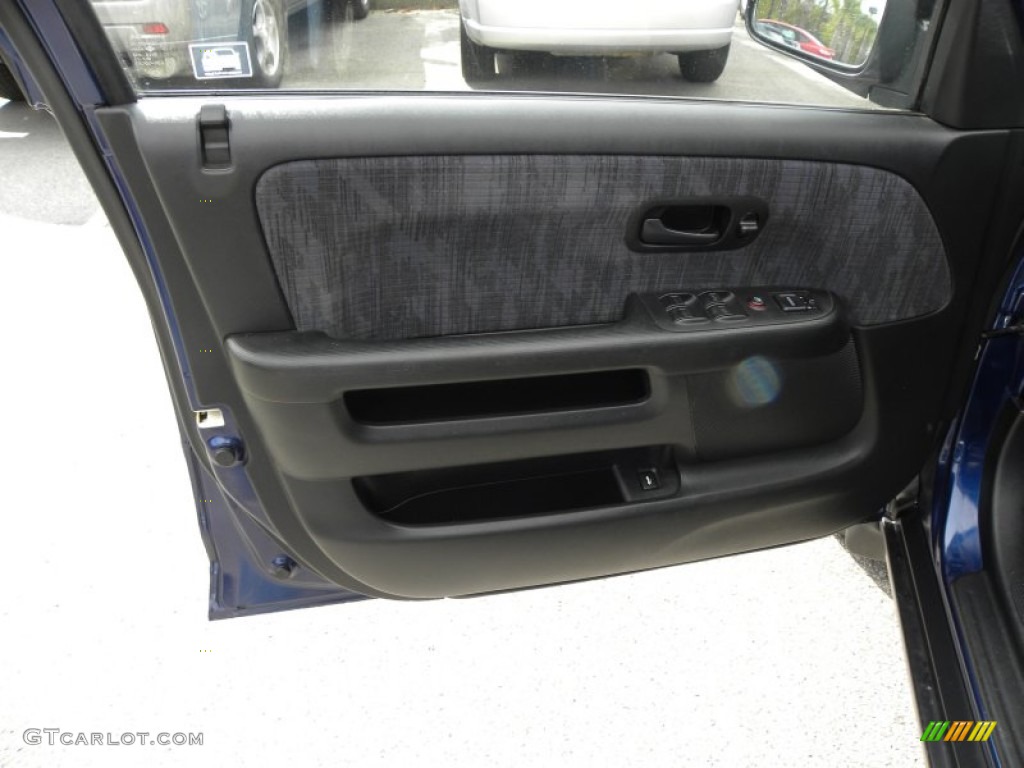2002 Honda CR-V LX Black Door Panel Photo #55893559