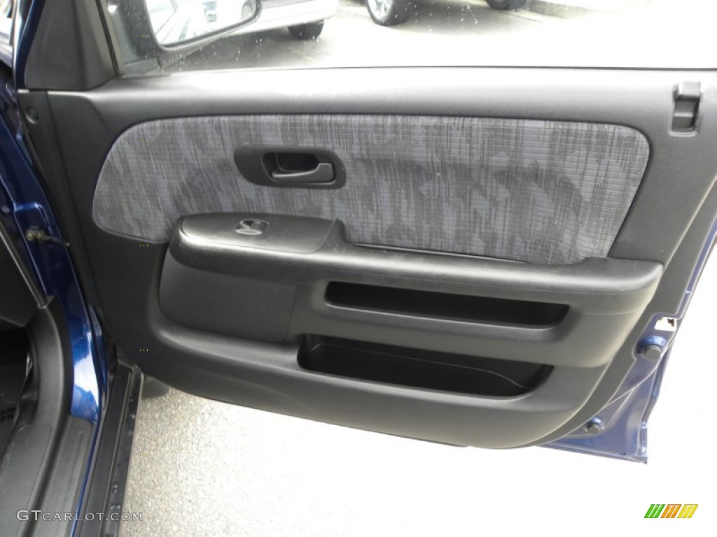 2002 Honda CR-V LX Black Door Panel Photo #55893601