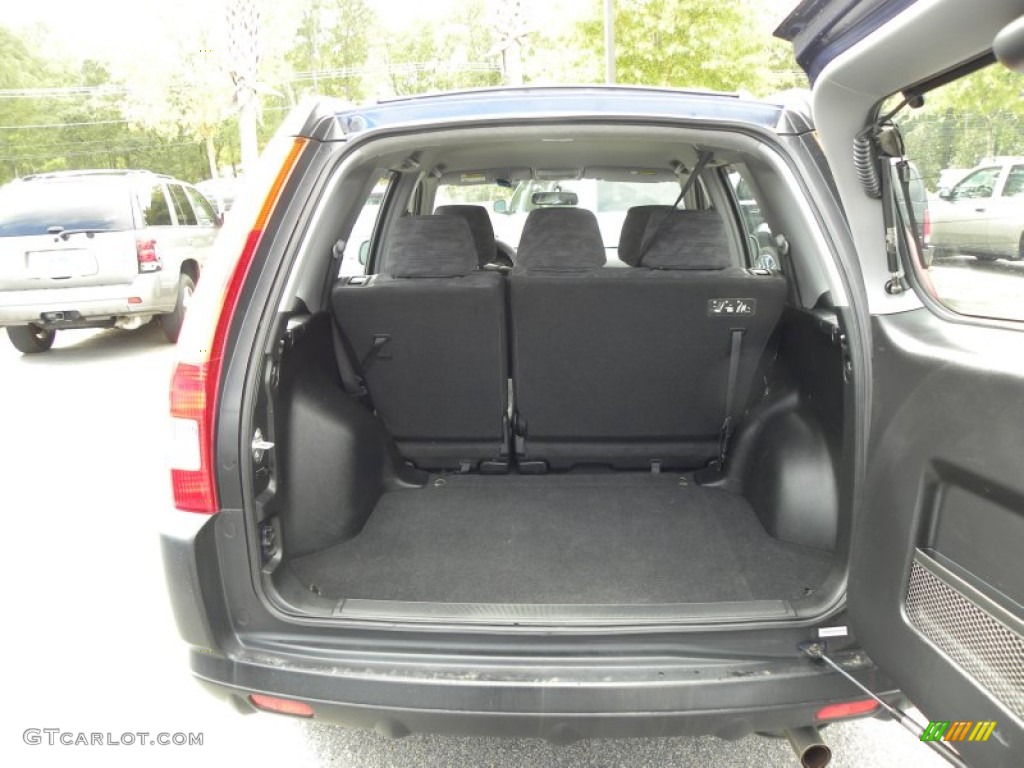 2002 Honda CR-V LX Trunk Photo #55893652
