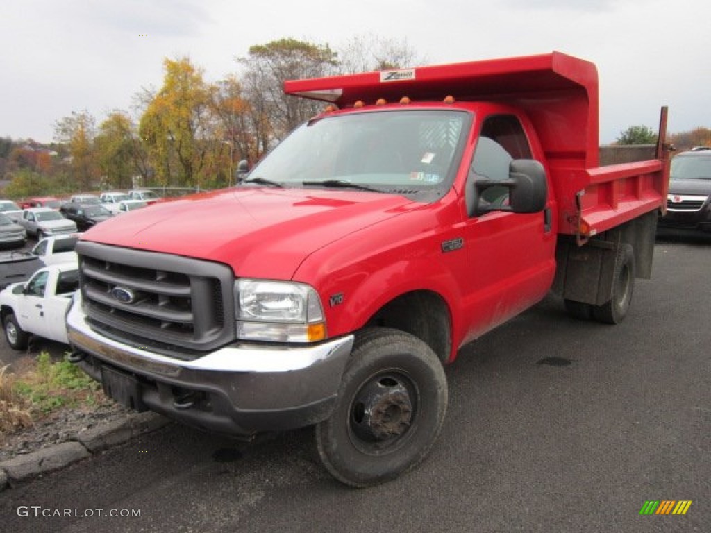 Red 2004 Ford F350 Super Duty XL Regular Cab 4x4 Dump Truck Exterior Photo #55895404