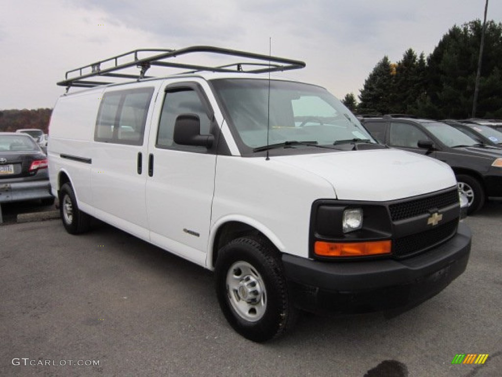 2003 Express 3500 Commercial Van - Summit White / Medium Dark Pewter photo #1