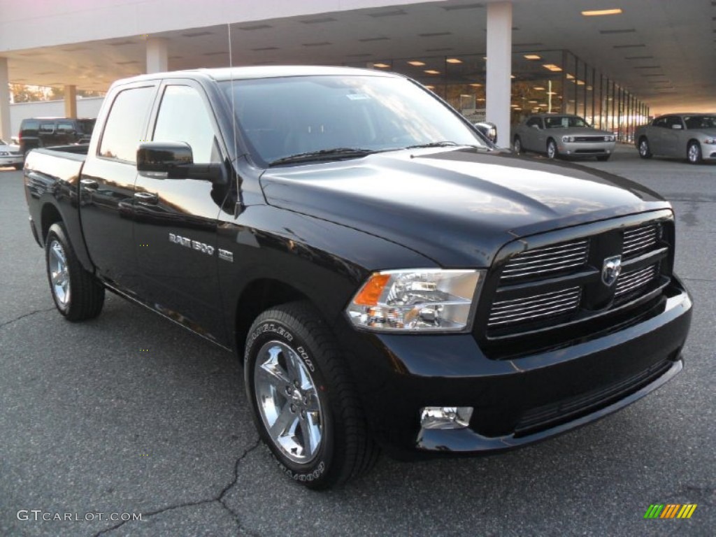 2012 Ram 1500 Sport Crew Cab - Black / Dark Slate Gray photo #5