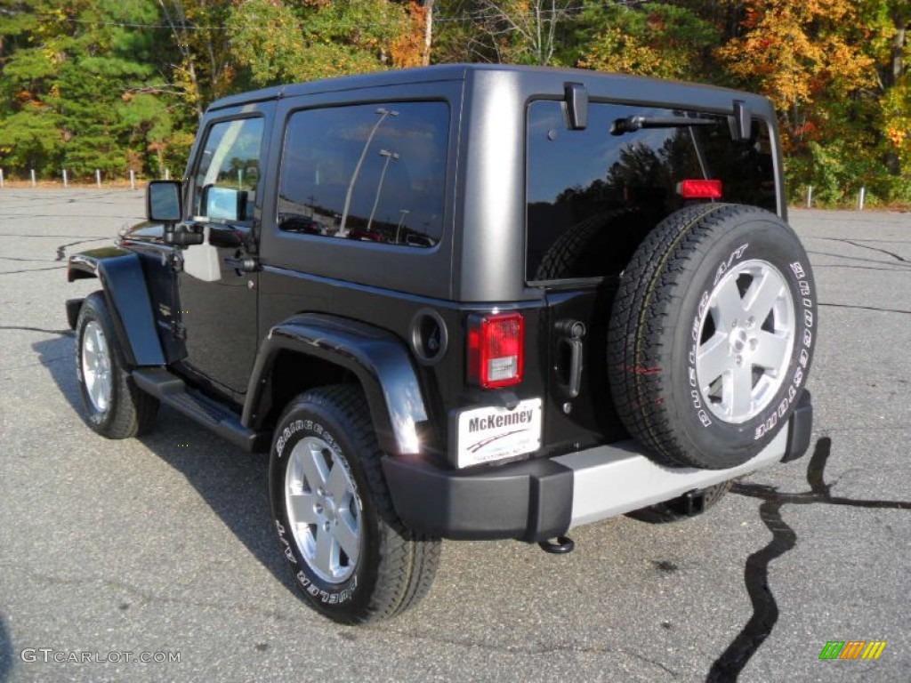 2012 Wrangler Sahara 4x4 - Black / Black photo #2