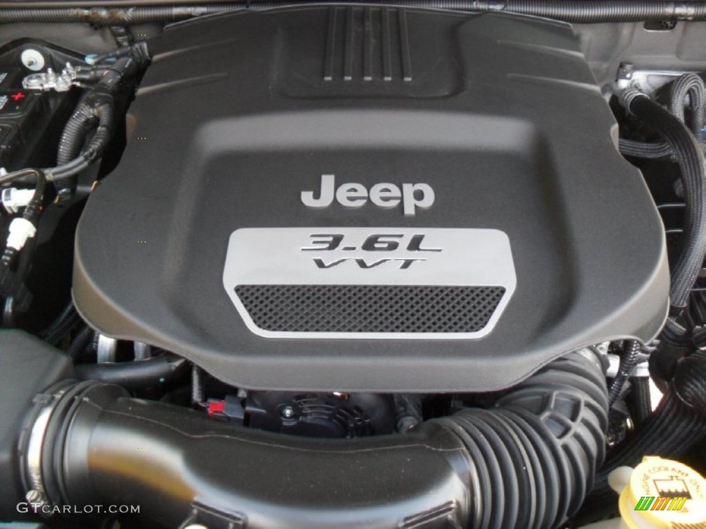 2012 Jeep Wrangler Sahara 4x4 3.6 Liter DOHC 24-Valve VVT Pentastar V6 Engine Photo #55897672