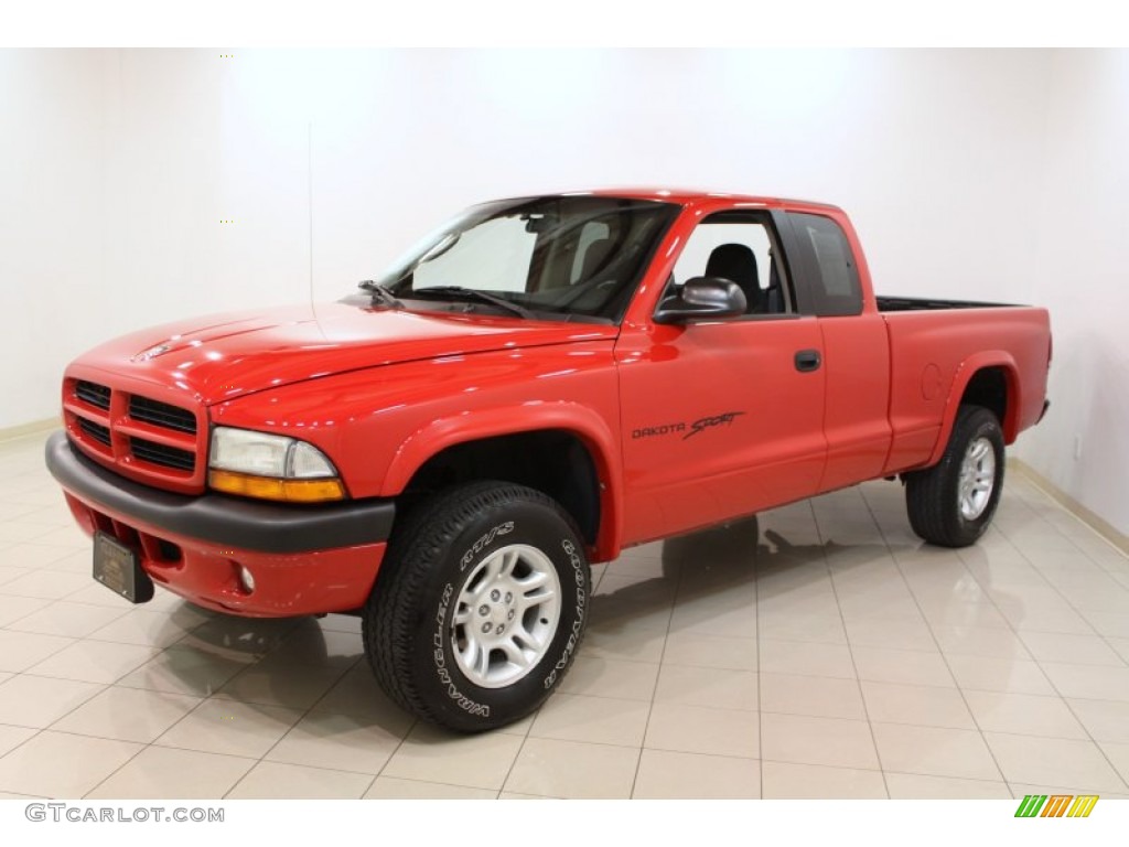 2001 Dakota Sport Club Cab 4x4 - Flame Red / Dark Slate Gray photo #3