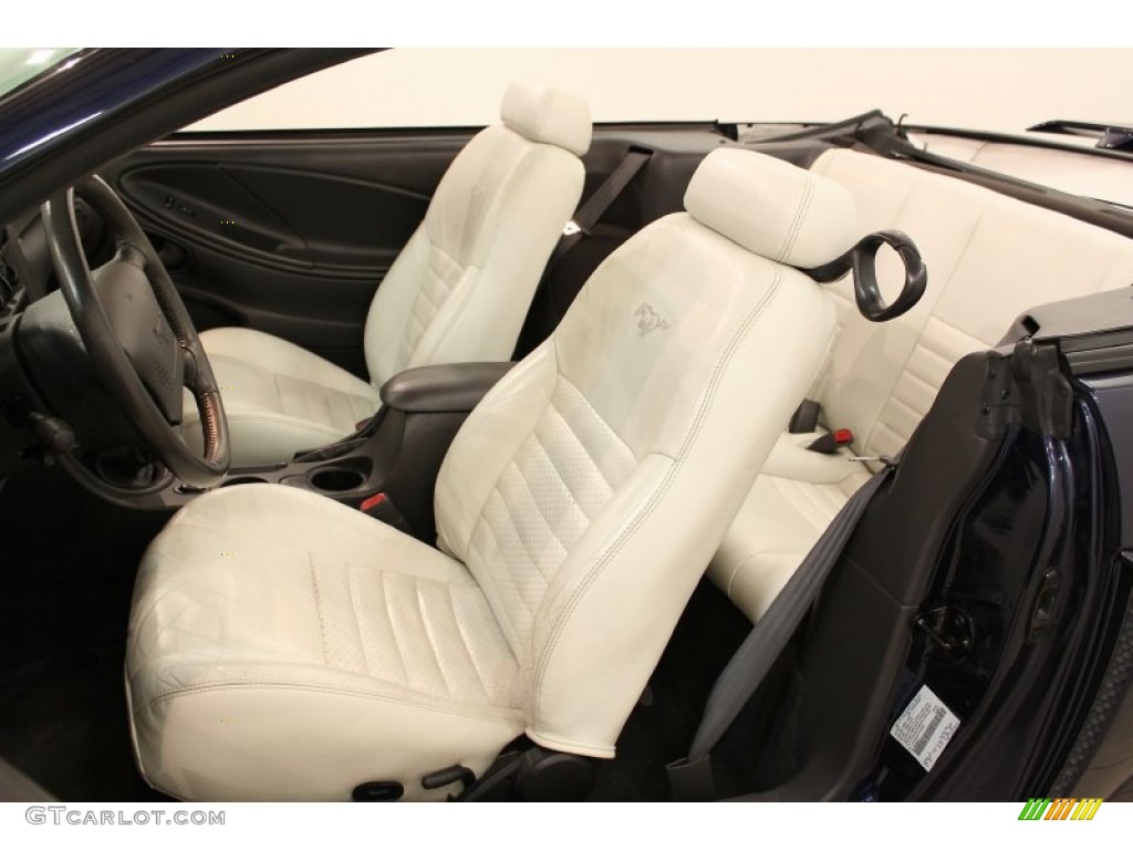 Oxford White Interior 2001 Ford Mustang GT Convertible Photo #55900372