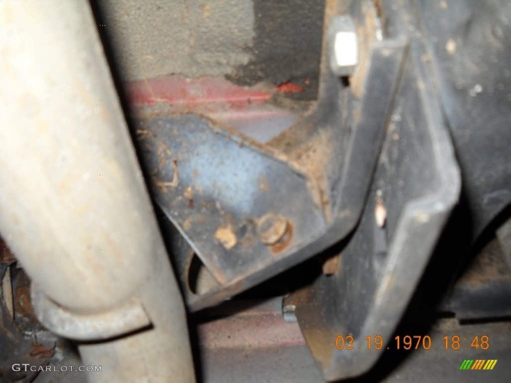 1968 Ford Thunderbird Tudor Landau Undercarriage Photo #55905499