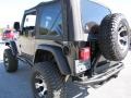 Black - Wrangler SE 4x4 Photo No. 5