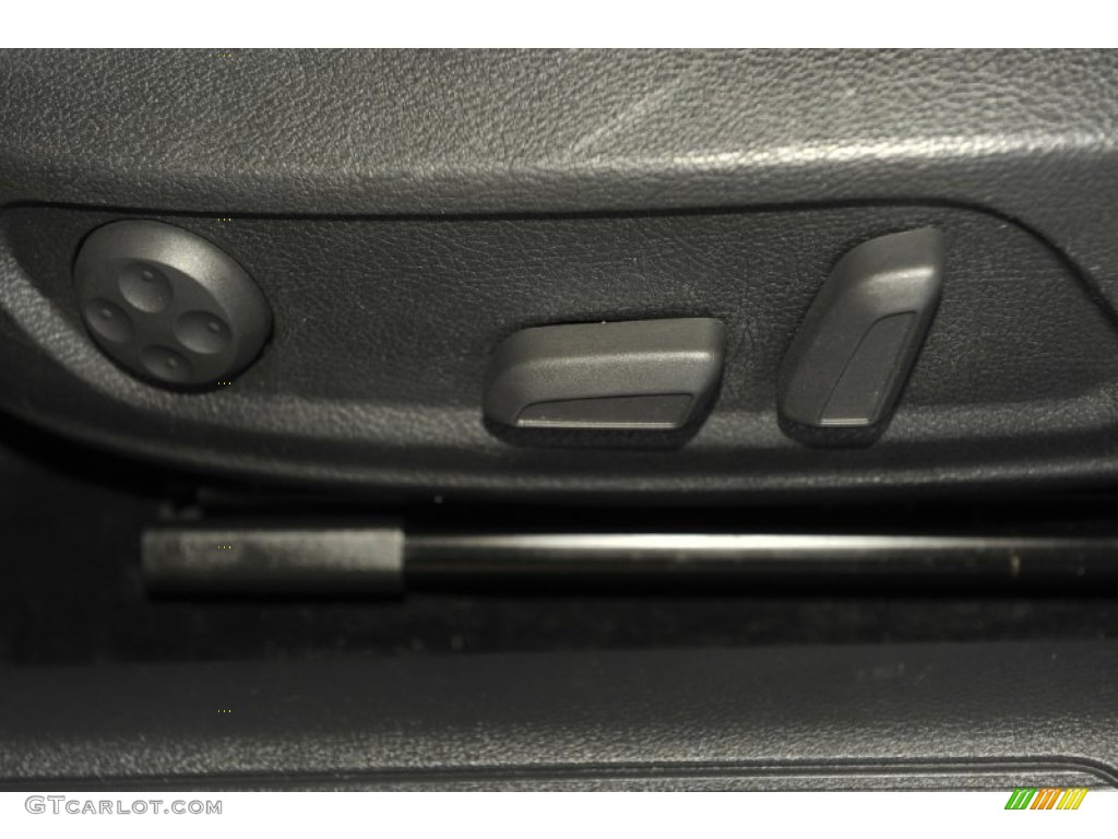 2009 CC Sport - White Gold Metallic / Cornsilk Beige Two-Tone photo #14