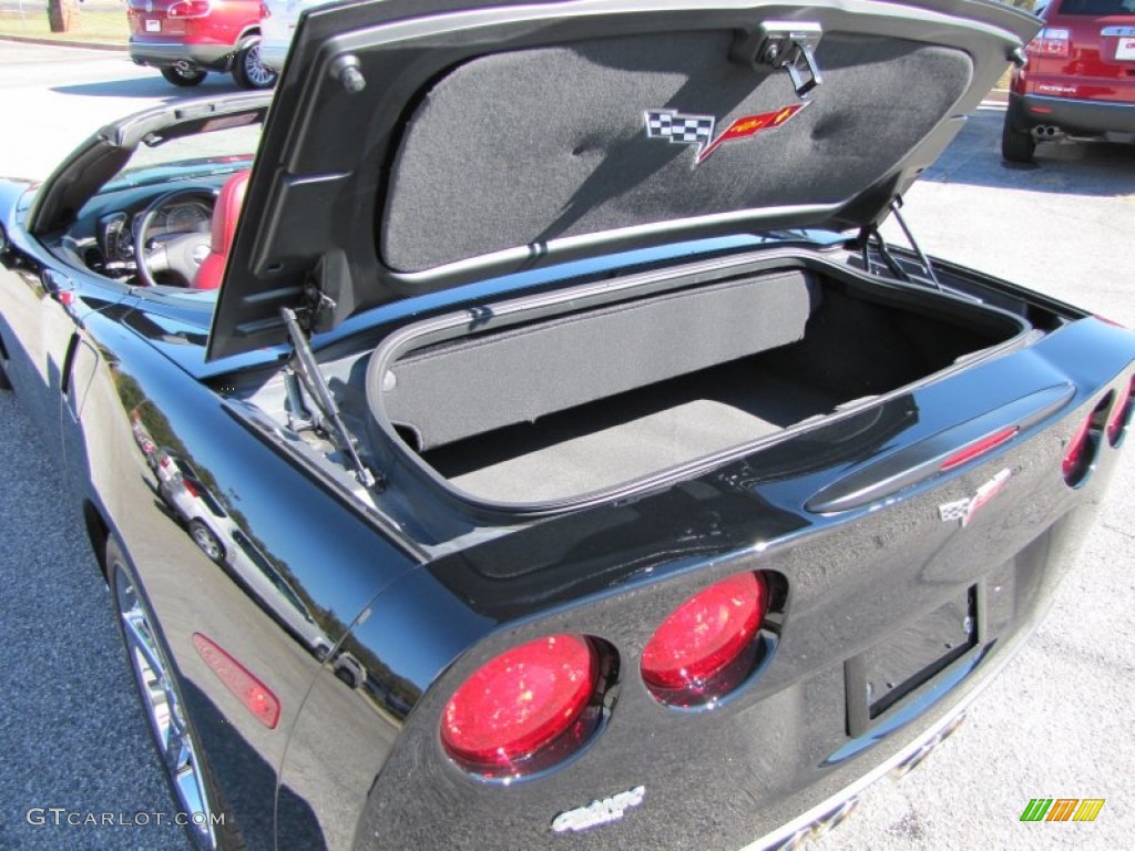 2007 Chevrolet Corvette Convertible Trunk Photo #55906824