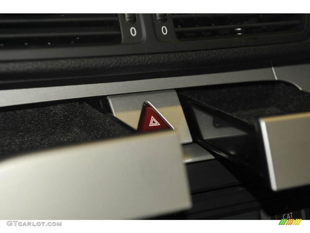 2009 CC Sport - White Gold Metallic / Cornsilk Beige Two-Tone photo #20