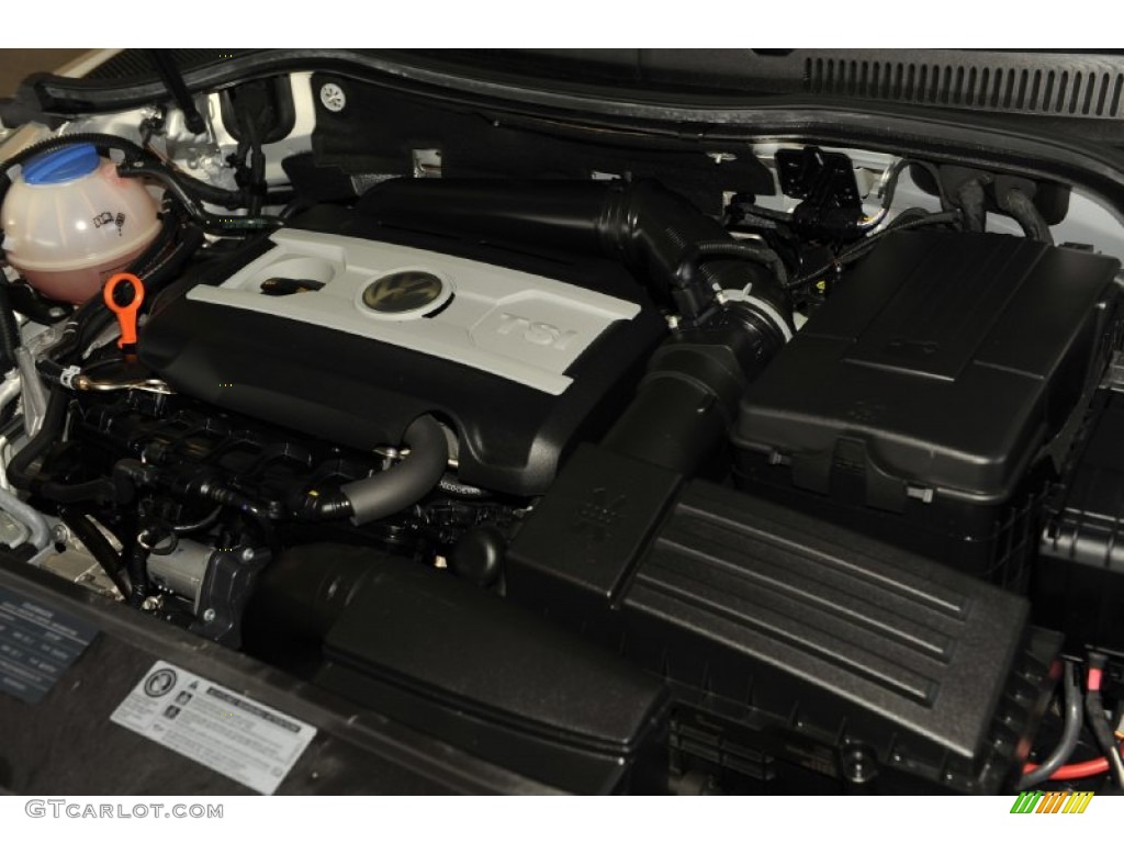 2009 CC Sport - White Gold Metallic / Cornsilk Beige Two-Tone photo #47