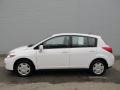 Fresh Powder - Versa 1.8 S Hatchback Photo No. 2
