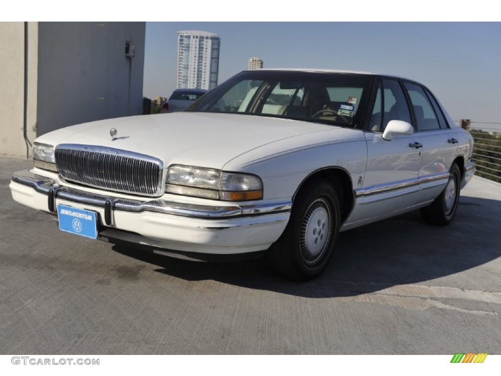1994 Park Avenue Ultra - Bright White / Beige photo #3