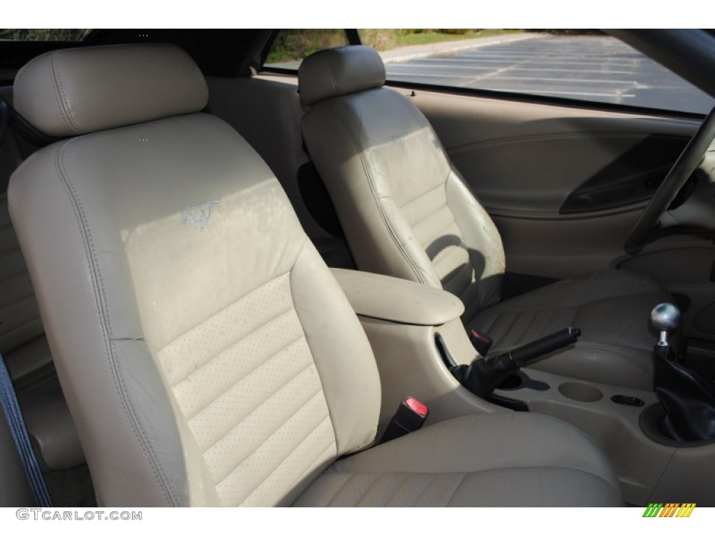 Medium Parchment Interior 2001 Ford Mustang GT Convertible Photo #55908955