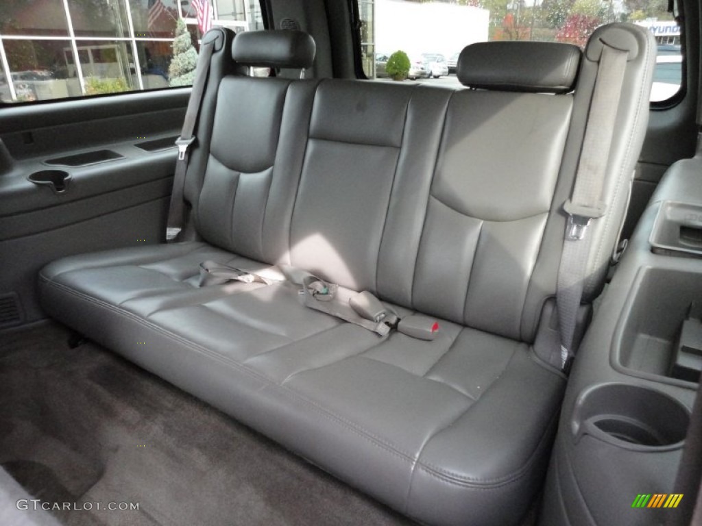 Gray/Dark Charcoal Interior 2006 Chevrolet Suburban LTZ 1500 4x4 Photo #55909602