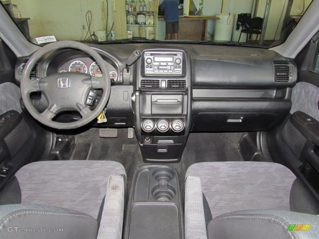 2003 Honda CR-V LX Gray Dashboard Photo #55909983