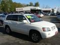 Super White - Highlander V6 4WD Photo No. 1