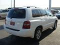 Super White - Highlander V6 4WD Photo No. 4