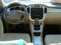 Super White - Highlander V6 4WD Photo No. 9
