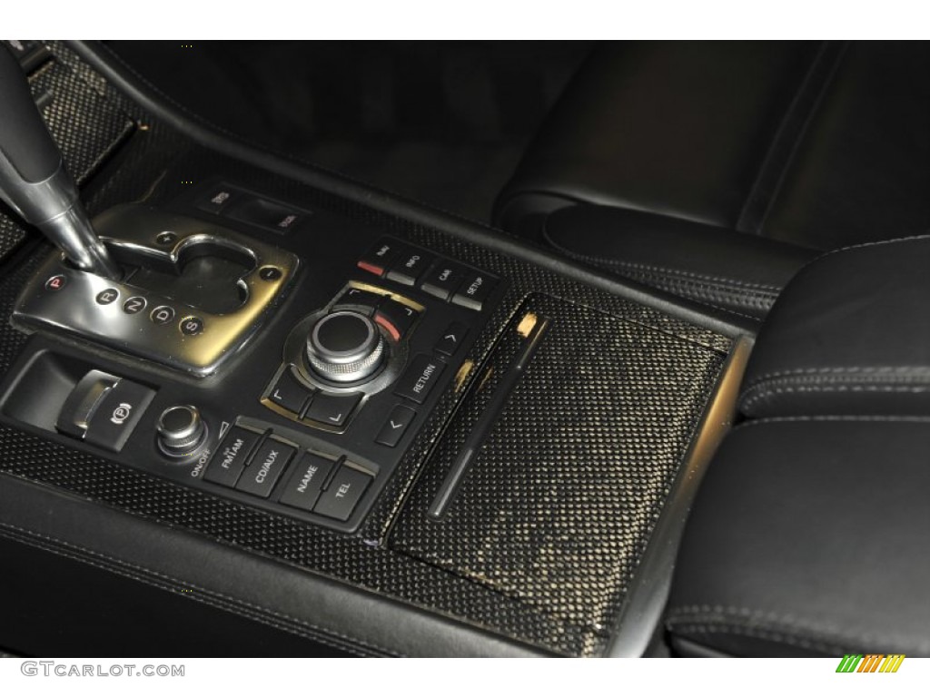 2007 Audi S8 5.2 quattro Controls Photo #55911513