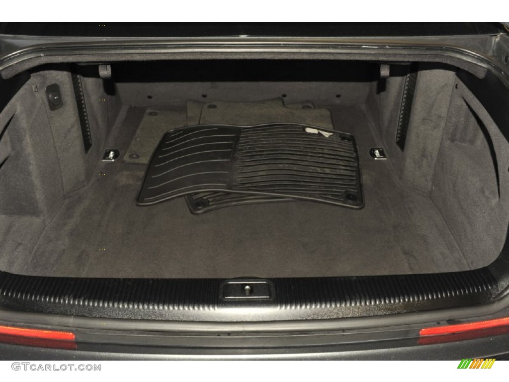 2007 Audi S8 5.2 quattro Trunk Photo #55911855