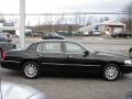 2008 Black Lincoln Town Car Signature Limited  photo #16