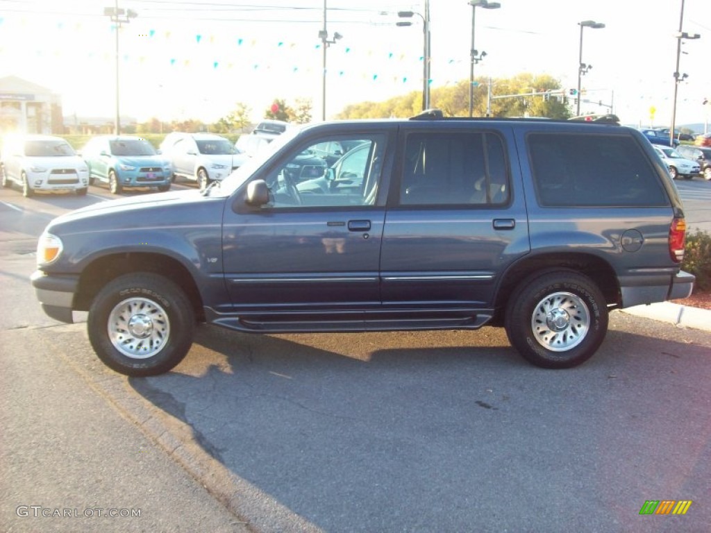 1998 Explorer XLT 4x4 - Medium Wedgewood Blue Metallic / Medium Graphite photo #2