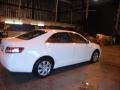 Super White - Camry LE Photo No. 5
