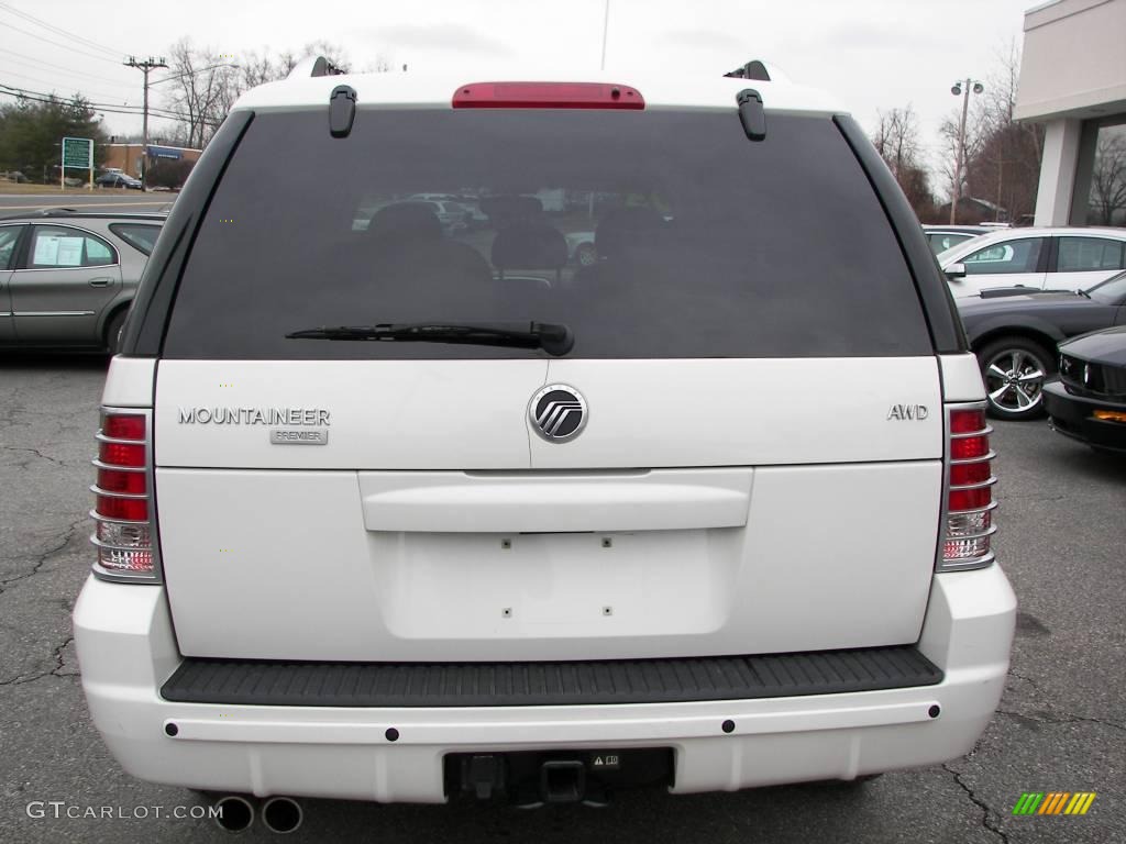 2003 Mountaineer Premier AWD - Ceramic White Tri-Coat / Medium Dark Parchment photo #23