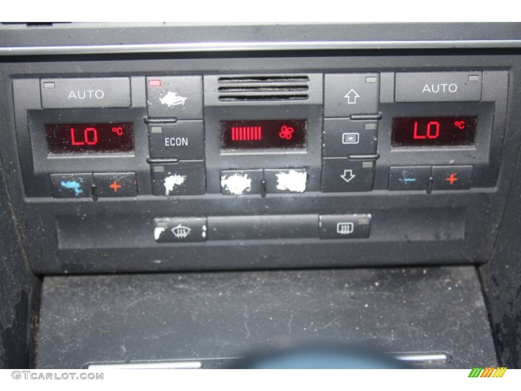 2003 A4 1.8T Sedan - Polar White / Ebony photo #21