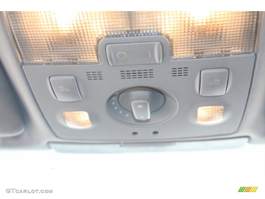 2003 A4 1.8T Sedan - Polar White / Ebony photo #26