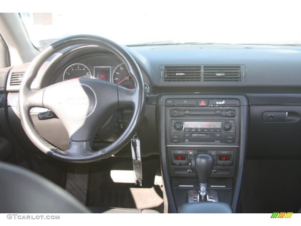 2003 A4 1.8T Sedan - Polar White / Ebony photo #30