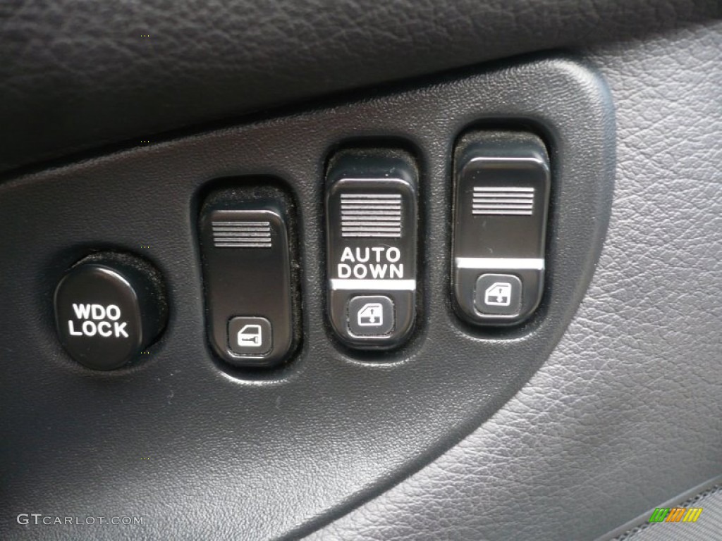 1994 Dodge Stealth R/T Turbo Controls Photo #55919037