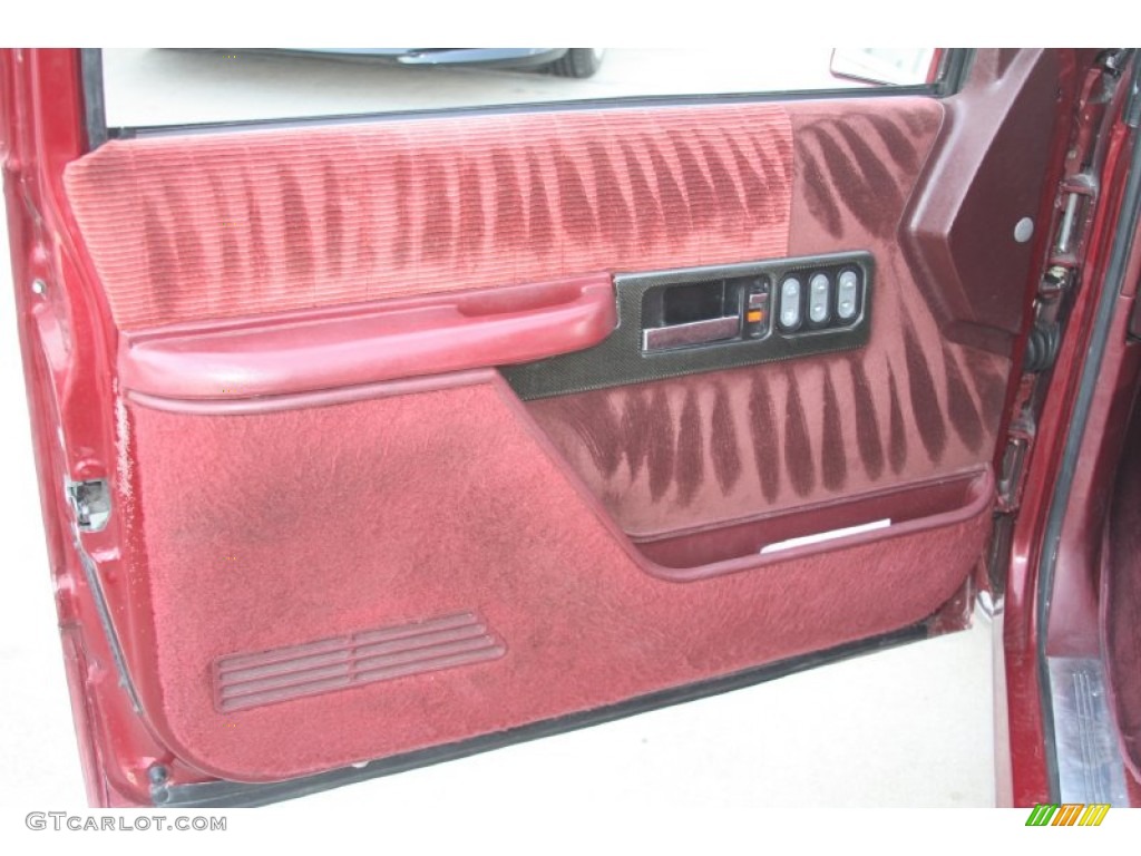 1991 Chevrolet C/K C1500 Regular Cab Red Door Panel Photo #55920330