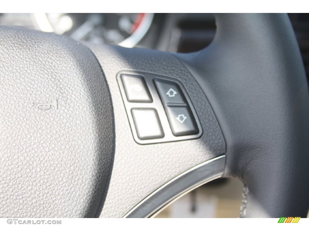 2012 BMW 3 Series 335i Convertible Controls Photo #55921500