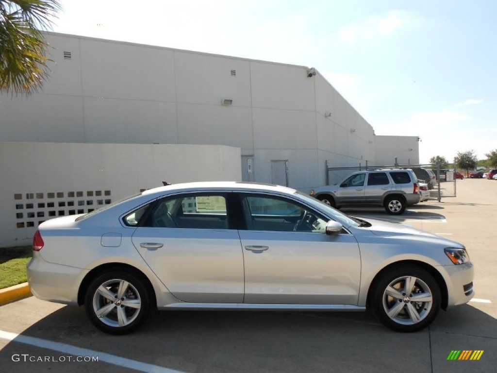 Reflex Silver Metallic 2012 Volkswagen Passat 2.5L SE Exterior Photo #55922007