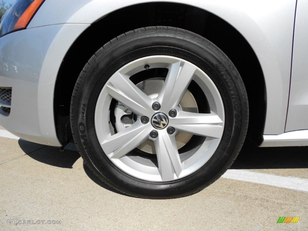 2012 Volkswagen Passat 2.5L SE Wheel Photo #55922016