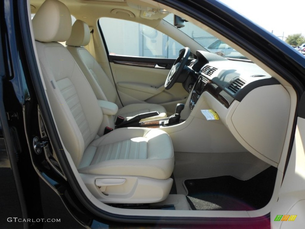 Cornsilk Beige Interior 2012 Volkswagen Passat 2.5L SEL Photo #55922484