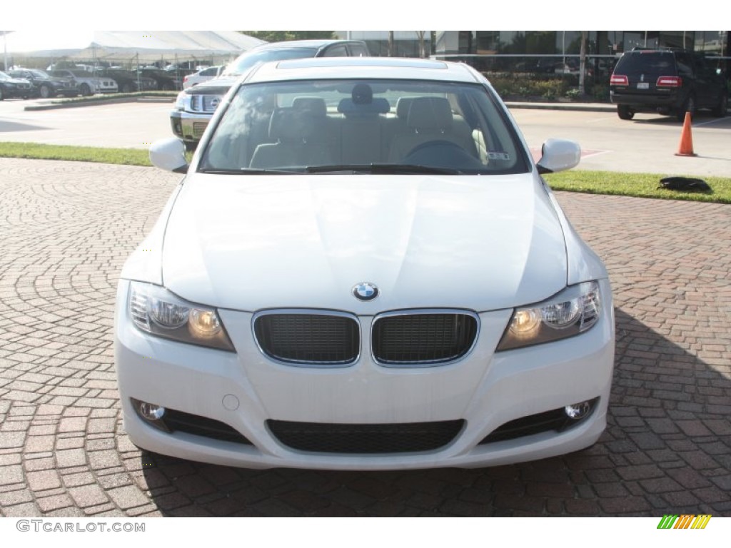 2011 3 Series 328i Sedan - Alpine White / Black Dakota Leather photo #2