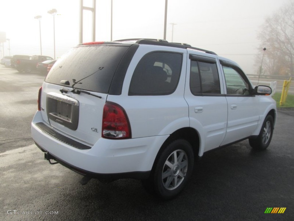 2004 Rainier CXL AWD - Olympic White / Light Cashmere photo #9