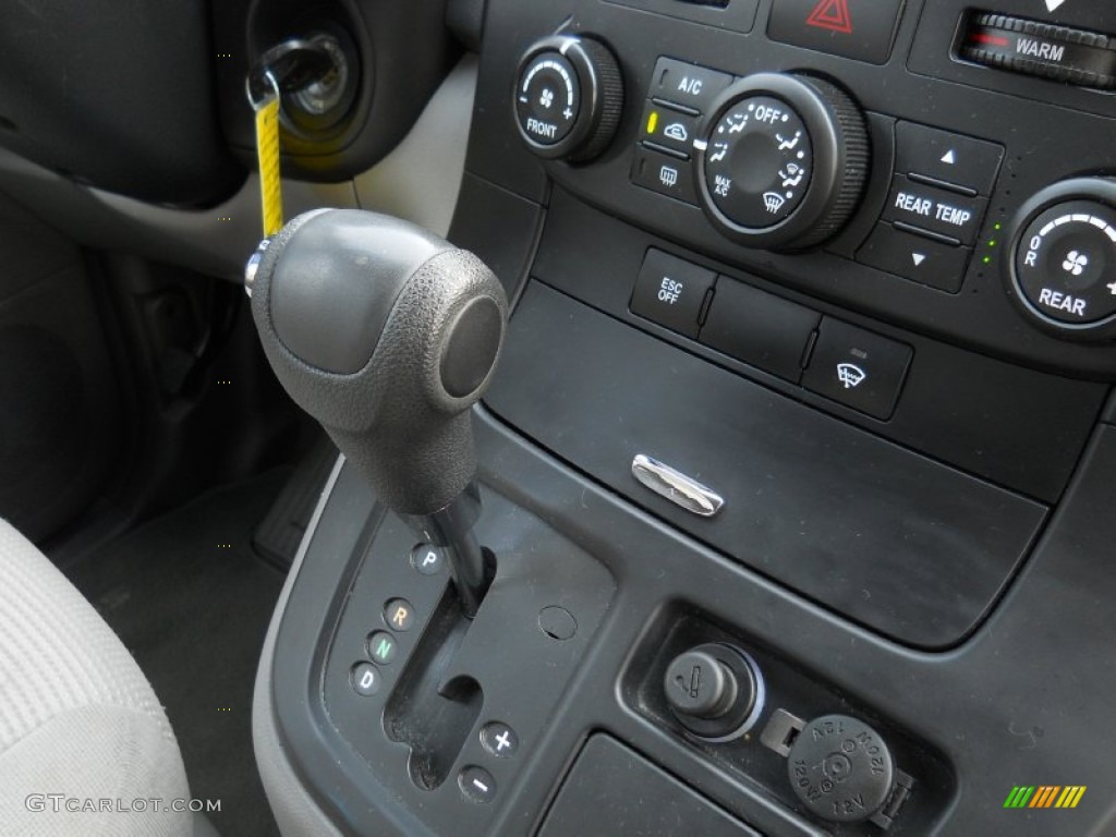 2007 Kia Sedona LX 5 Speed Sportmatic Automatic Transmission Photo #55929927